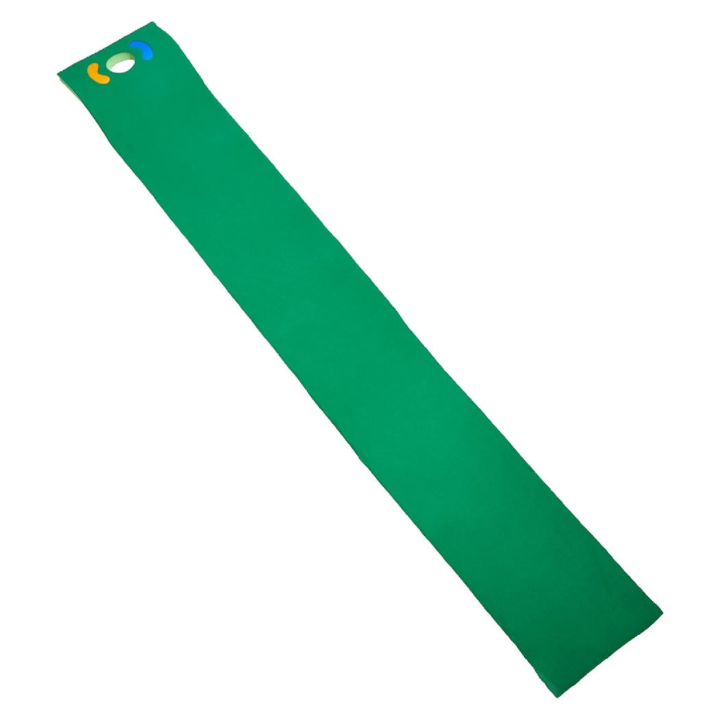 The Golfer's Club Golf Putting Mat With Hazards (16x9) - full length