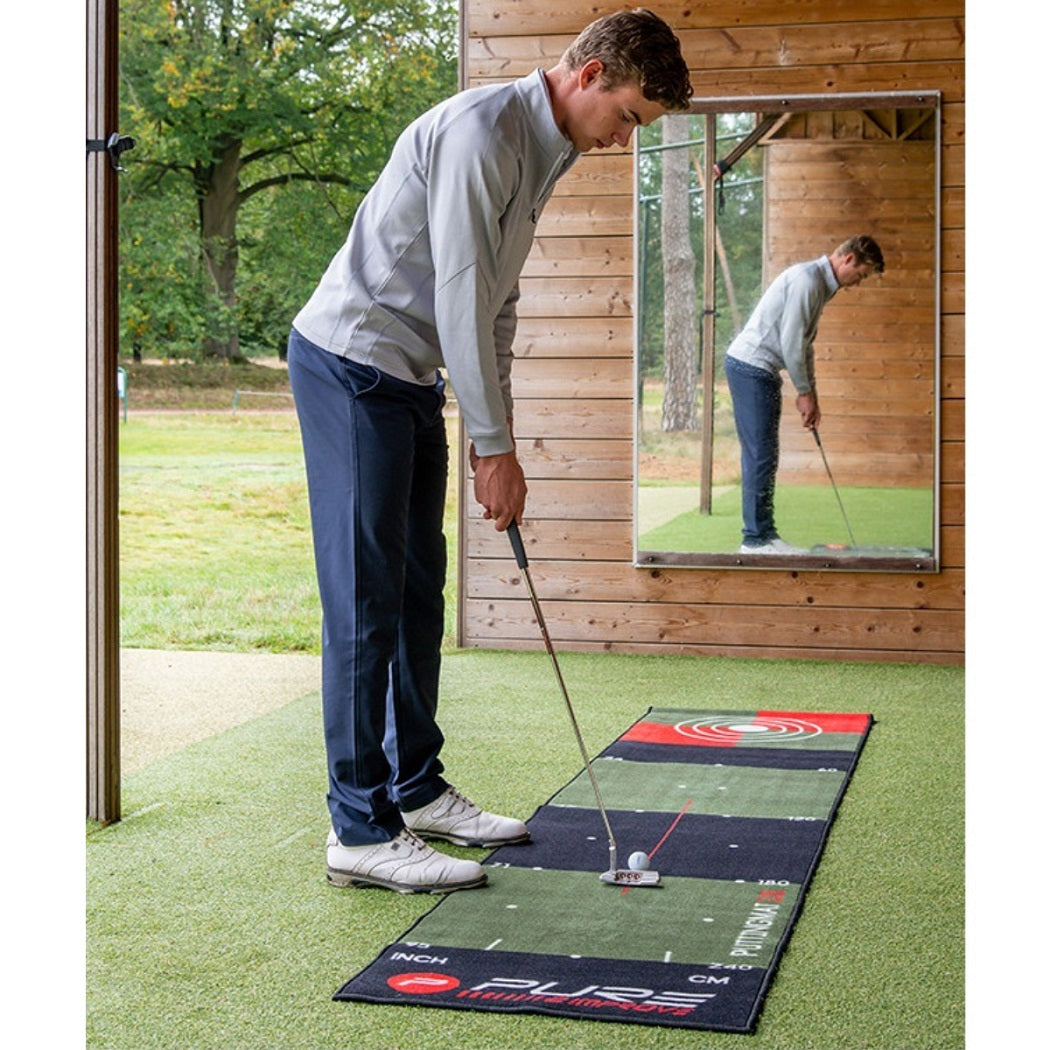 Pure2Improve Putting Mat 3.0 (300x65cm) - lifestyle image