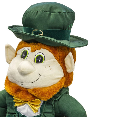 Close-up of the Longridge Leprechaun headcover showing green hat, orange beard and gold bow tie