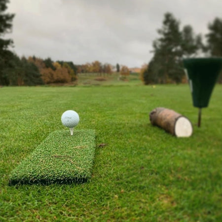 Spurk Golf Mat Short Pile on tee box