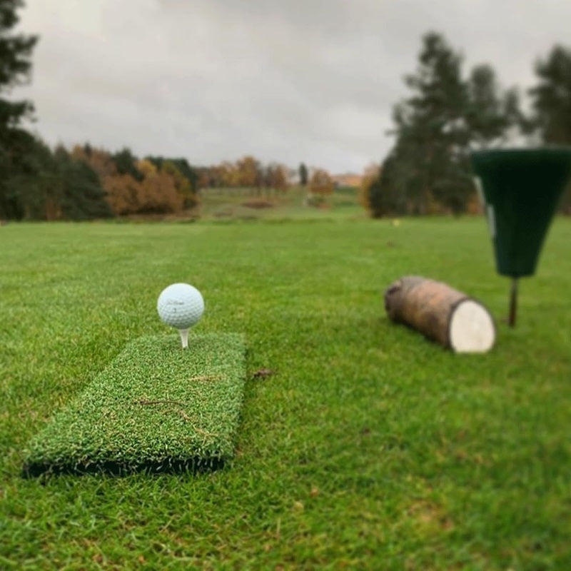 Spurk Golf Mat Short Pile on tee box